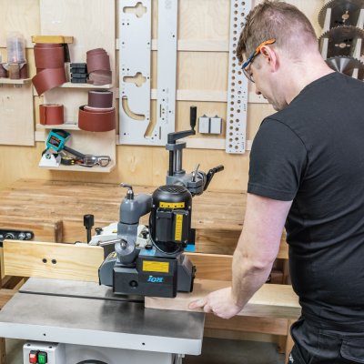 IGM AF32 Podávač materiálu 230V