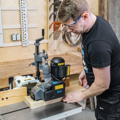 IGM AF32 Podávač materiálu 230V