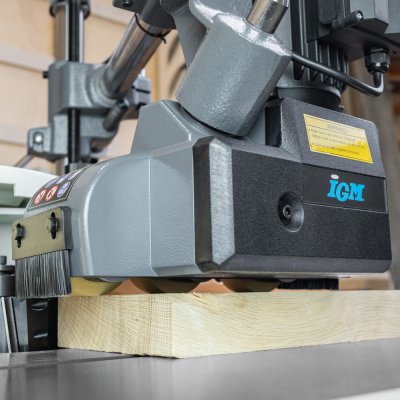 IGM AF32 Podávač materiálu 230V